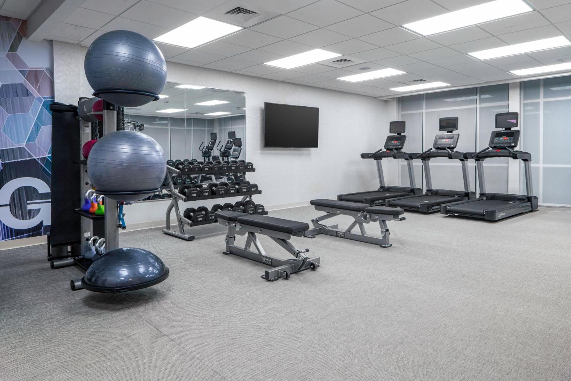 Springhill Suites By Marriott Raleigh 阿佩克斯 外观 照片