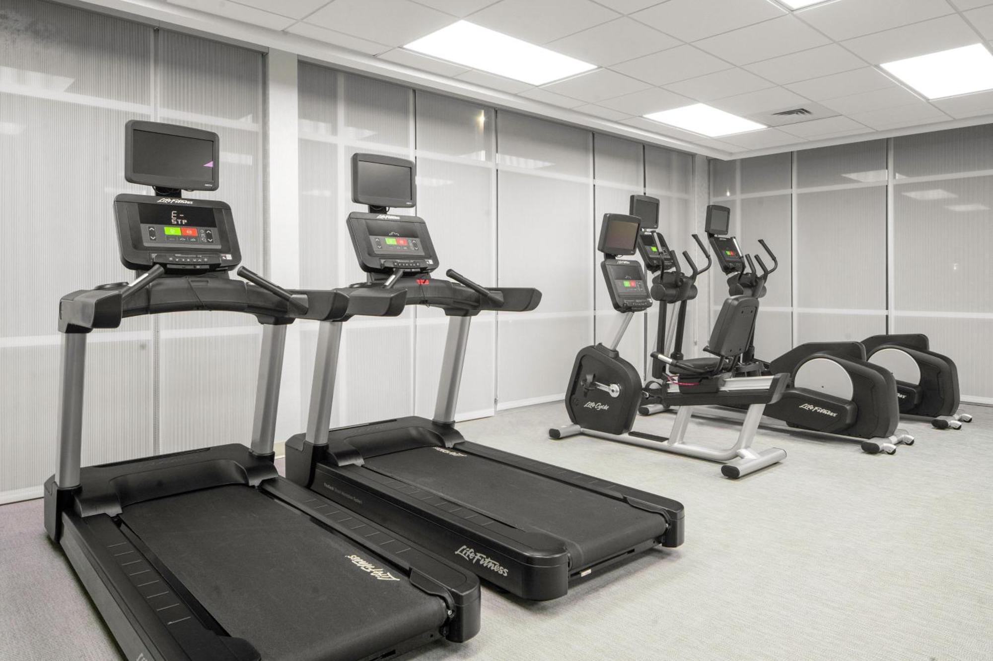 Springhill Suites By Marriott Raleigh 阿佩克斯 外观 照片